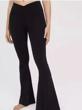 OFFLINE by Aerie Real Me High Waisted Crossover Flare Leggings Black XS Short